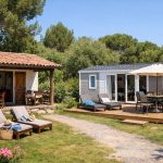 Bungalow ou mobil-home : comment choisir selon vos besoins de vacances